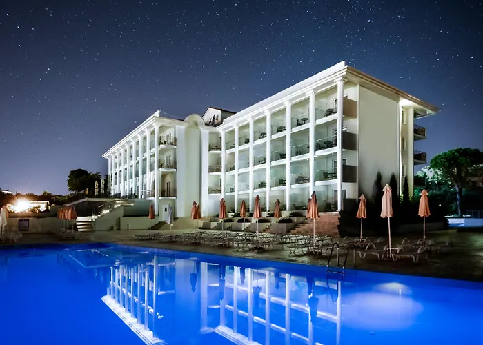 Avalon Palace Hotel By Ghh (Adults Only)