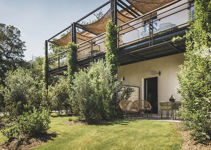 Les Lodges Sainte-Victoire Hotel & Spa