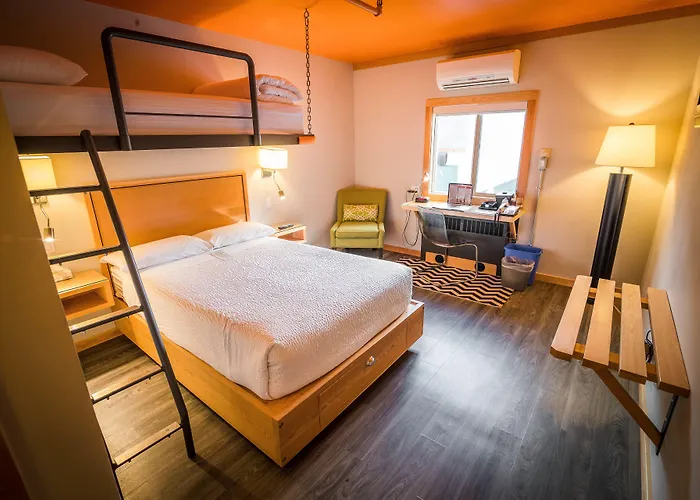 Adventure Hotel