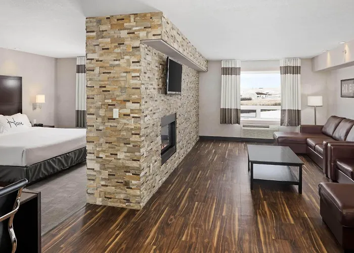 Home Inn & Suites - Swift Current
