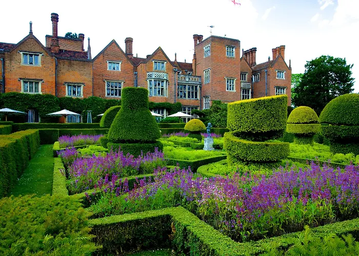 Great Fosters - Near Windsor