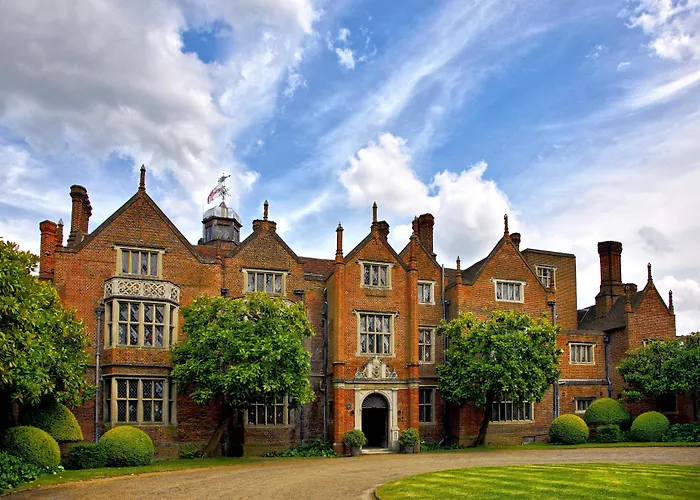 Great Fosters - Near Windsor