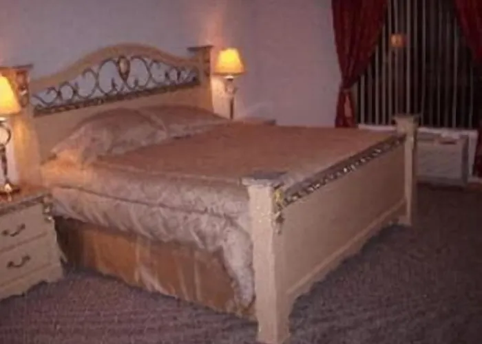 Chateau Royale Inn