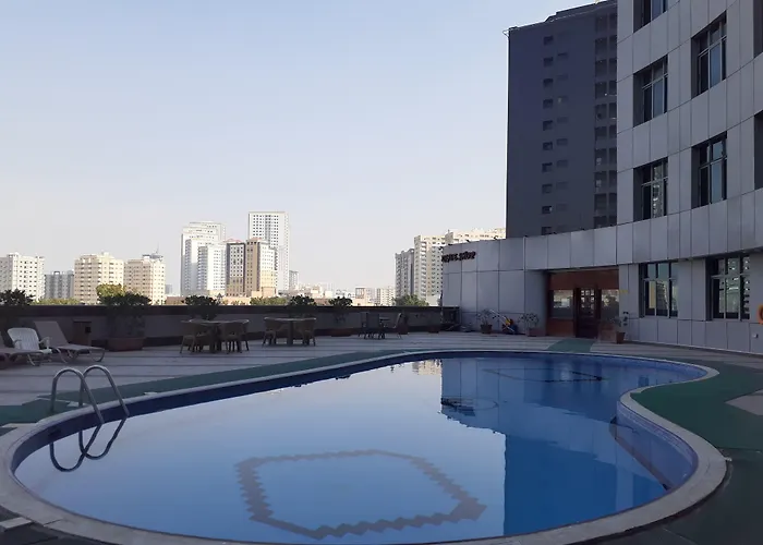 Crown Palace Hotel & Suites