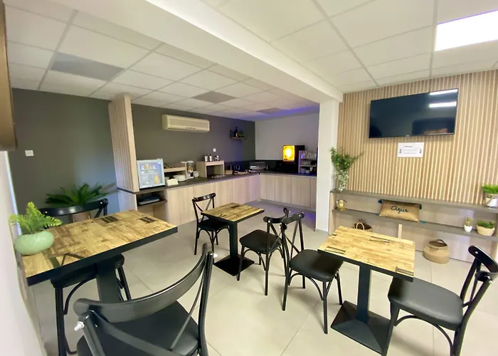 The Originals City, Hotel Azur, Fos-Sur-Mer