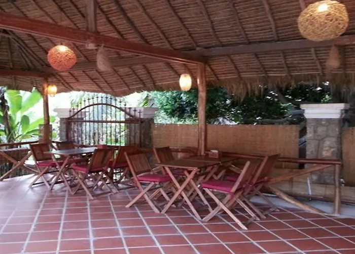 Bird Of Paradise Bungalows