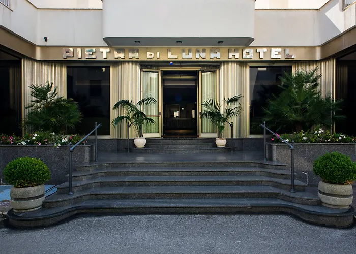 Hotel Pietra Di Luna