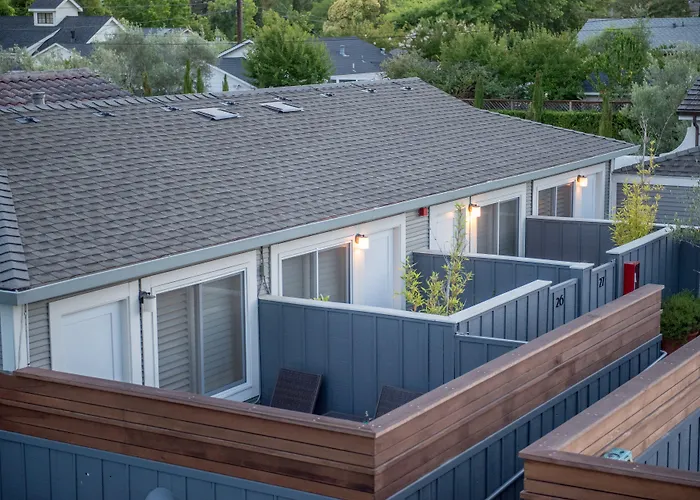 El Dorado Hotel