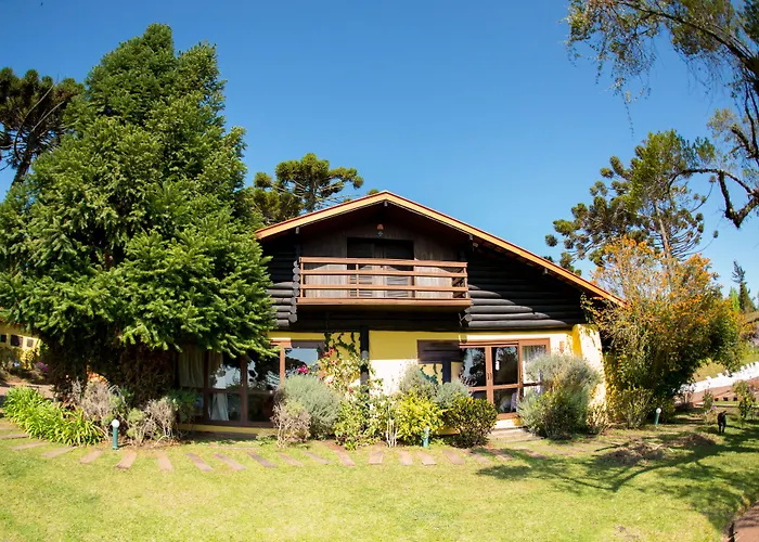 Surya-Pan Refugio Hotel - Super Pet Friendly Campos do Jordão