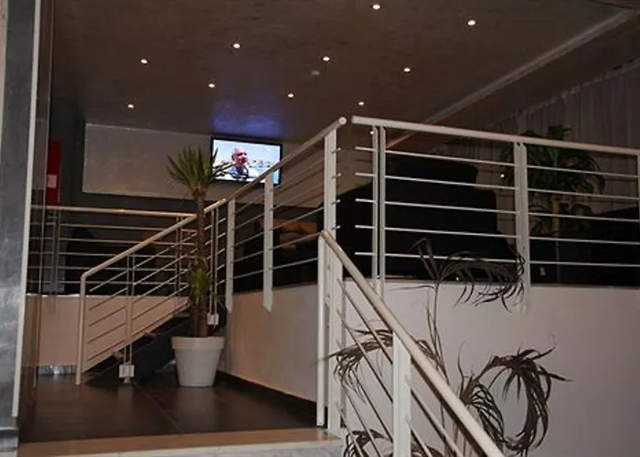 Abc Hotel
