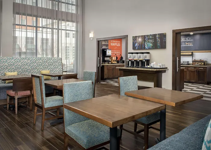Hampton Inn & Suites Portland/Hillsboro-Evergreen Park