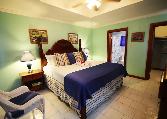Rayon Hotel
