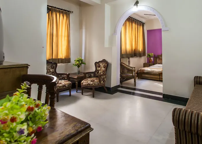 Hotel Sunshine - Karol Bagh Budget Stay At New Delhi