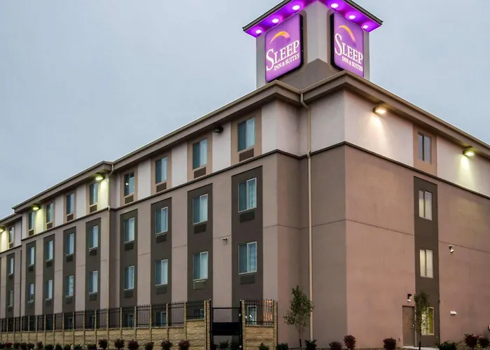 Sleep Inn & Suites And Conference Center Downtown