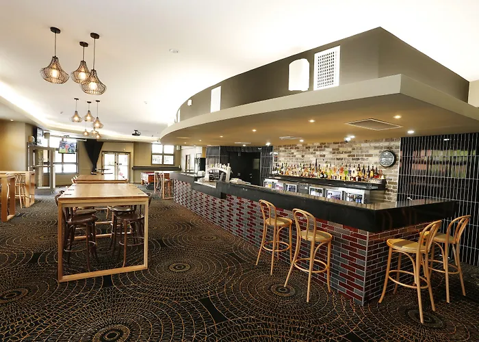 The Lakes Hotel