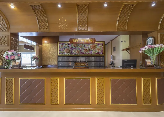 Sabai Inn Nearby Central Marina