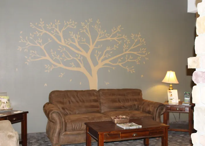Crystal Springs Inn And Suites