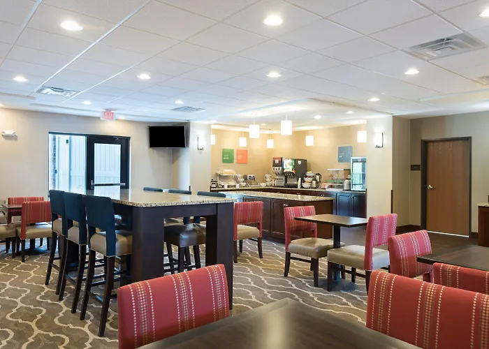 Comfort Suites Bridgeport - Clarksburg