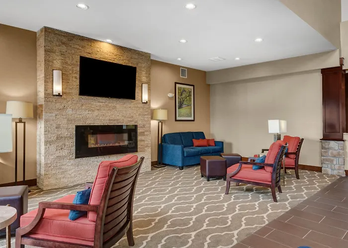 Comfort Suites Bridgeport - Clarksburg
