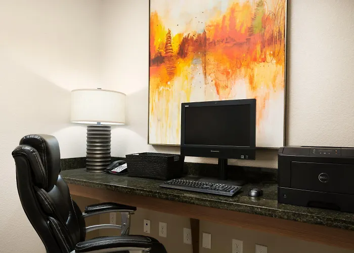 Baymont Inn & Suites By Wyndham Odessa