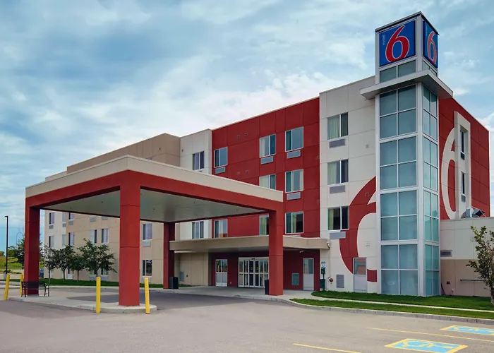 Motel 6 Airdrie
