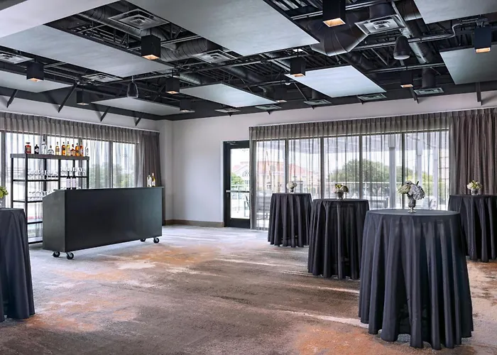 Ac Hotel By Marriott Waco Downtown