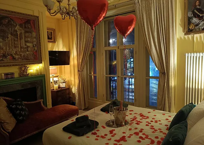 Chez Vivienne