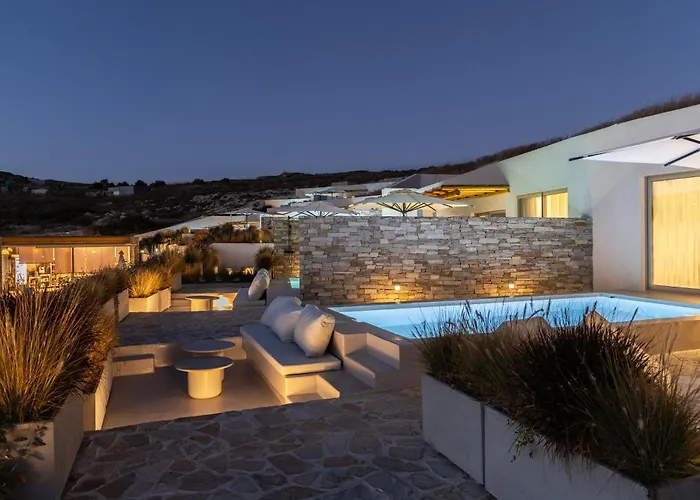 Solus Suites Milos