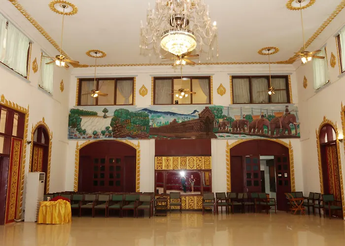 Champa Palace Hotel