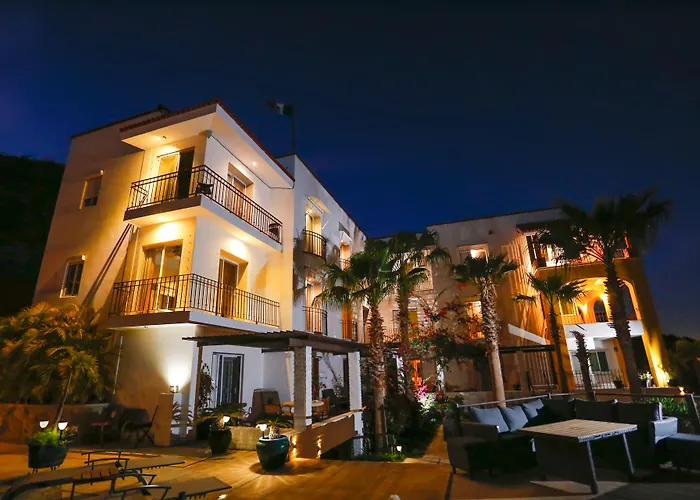 Mariamar Suites