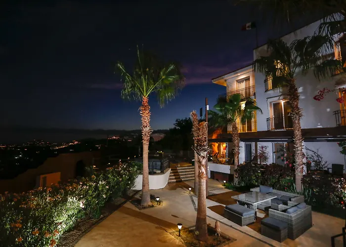 Mariamar Suites