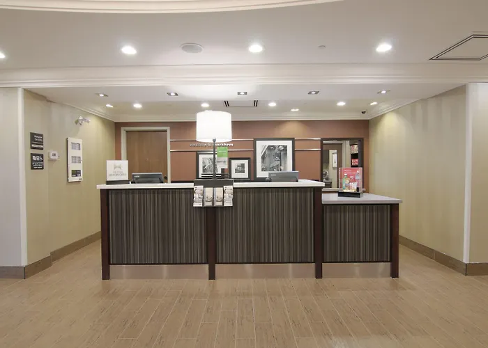 Hampton Inn & Suites By Hilton Toronto Markham