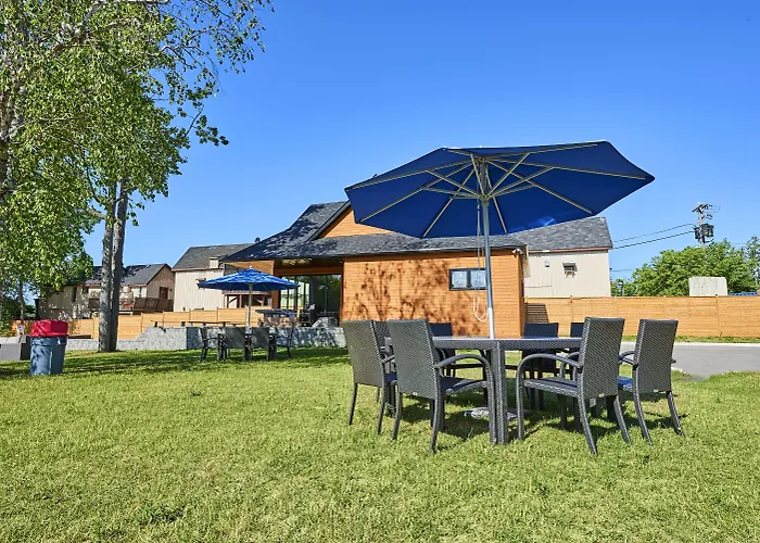 Wasaga Riverdocks Hotel Suites