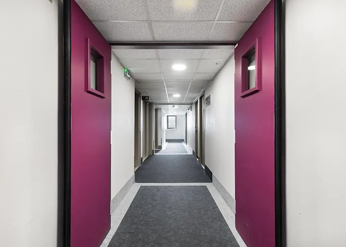 B&B HOTEL Lyon Vénissieux