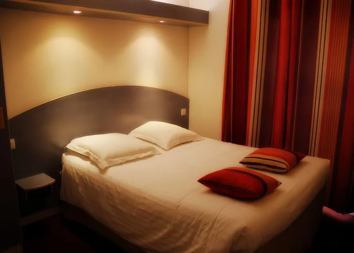 Agape Hotel Niort- Bessines