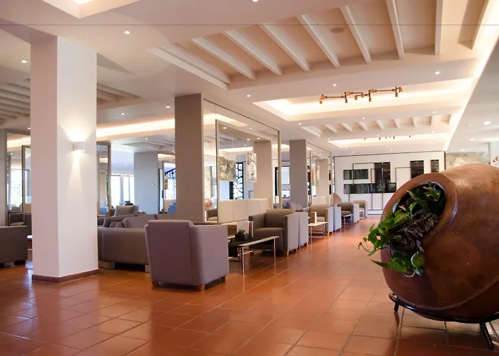 Rodon Hotel And Resort