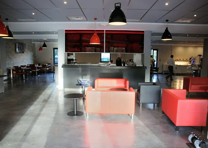 Hotel Des Lumieres Lyon Meyzieu Arena Stadium