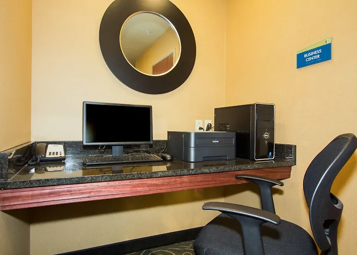 Cobblestone Inn & Suites - Corry
