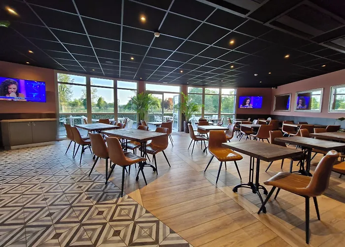 B&B Hotel Clermont-Ferrand Nord Riom