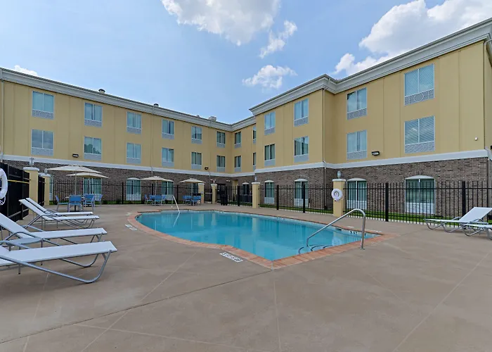Holiday Inn Express Tomball By Ihg