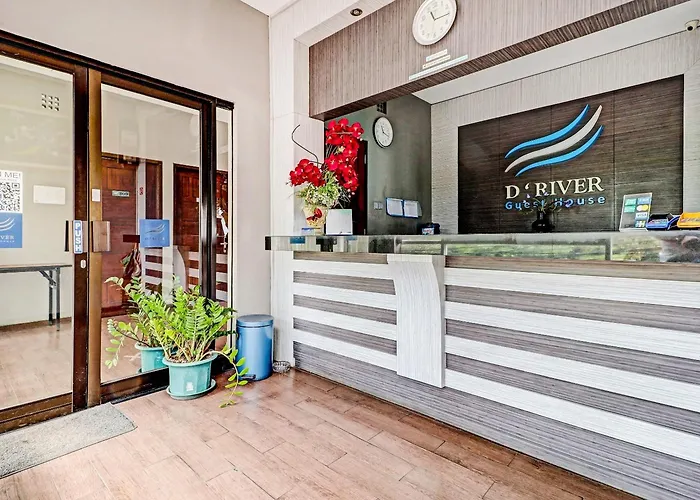 Hotel O Cihampelas Near Ciwalk Formerly D'River Guest House