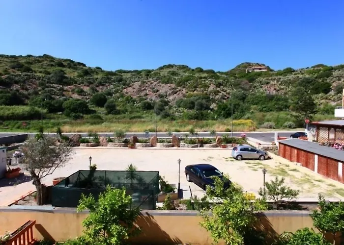 Mannu Hotel