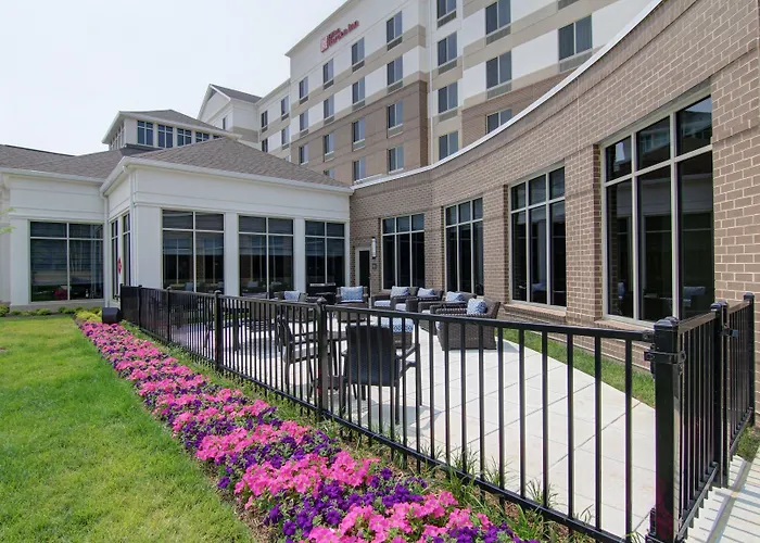 Hilton Garden Inn Woodbridge