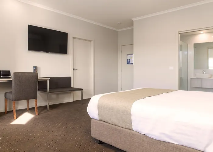 Somerset Hotel