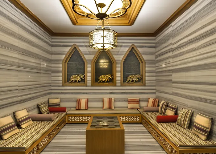 Karmir Resort & Spa