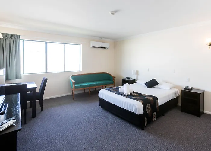Comfort Hotel Pacific Cleveland