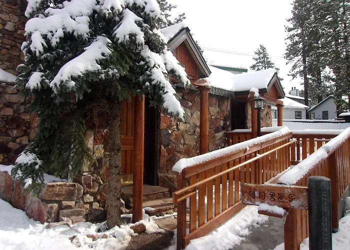 Embers Lodge & Cabins
