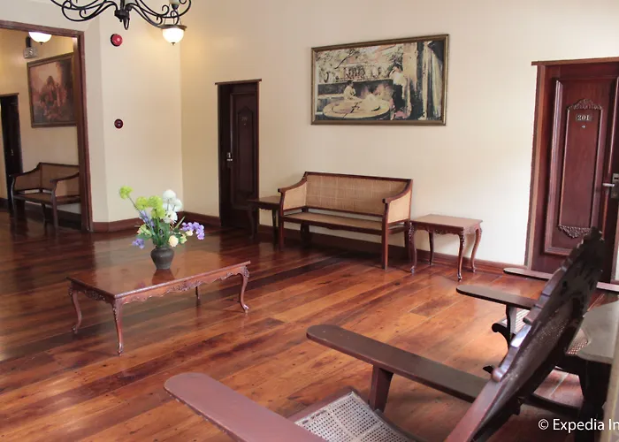 Hotel Salcedo De Vigan