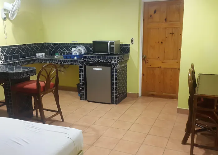 Hotel Verde Mar Direct Beach Access