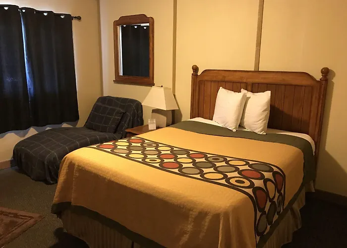 Marinette Inn